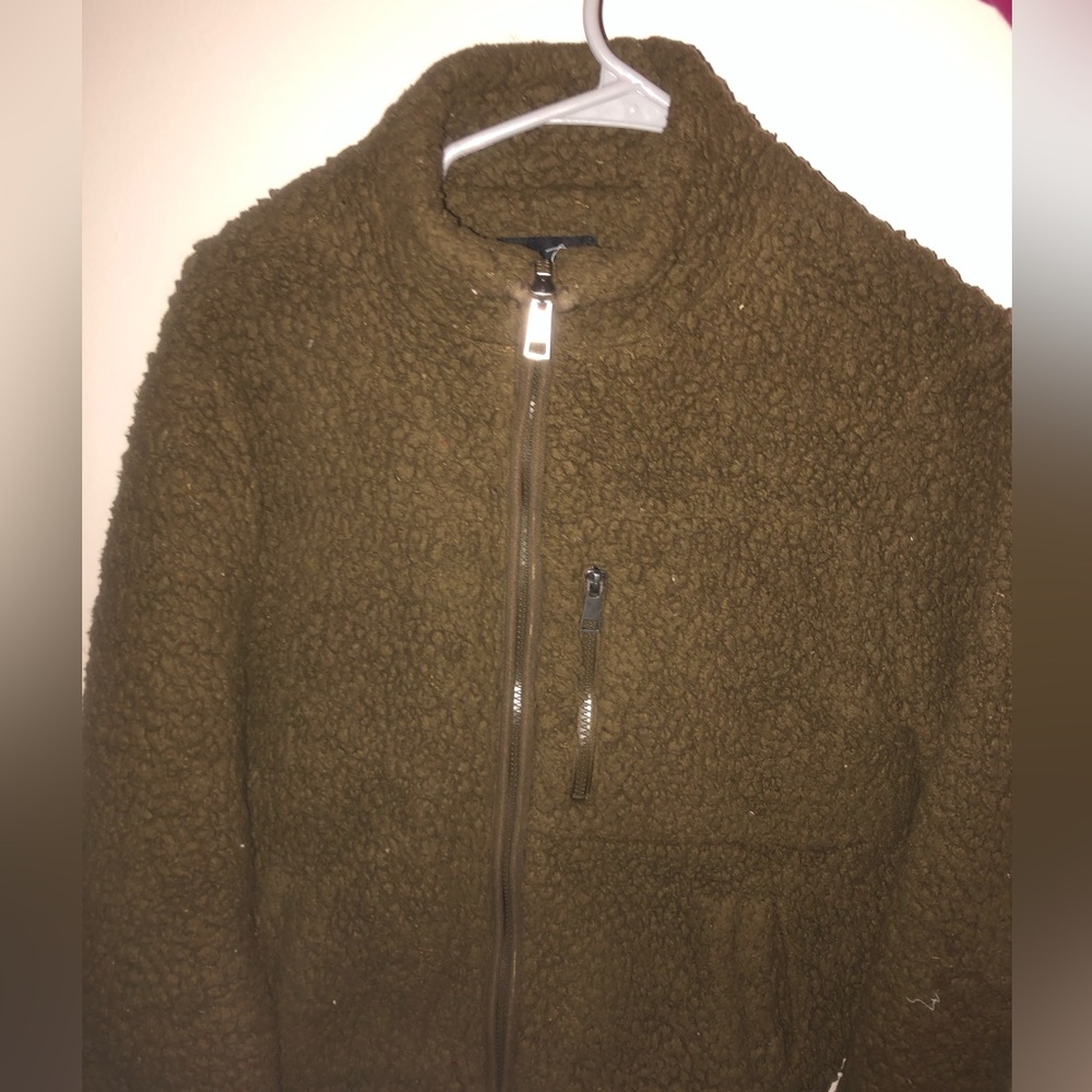 Green fuzzy zip up puffer